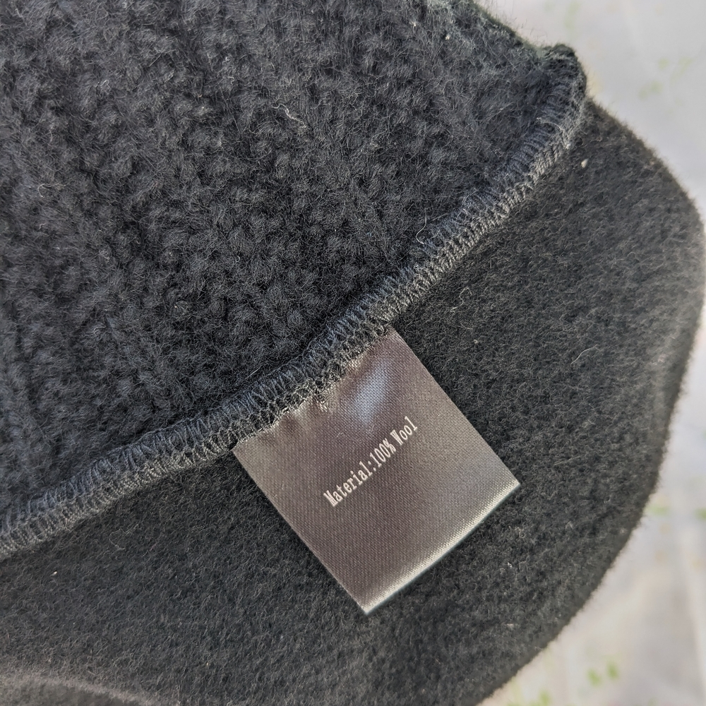 Black Beret with Bow - Picture 6 of 6